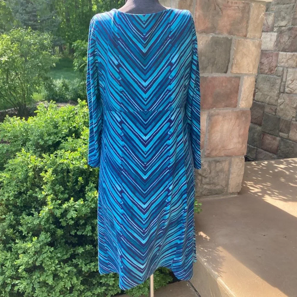 Tommy Bahama V-Neck Long-Sleeve Dress Size Large